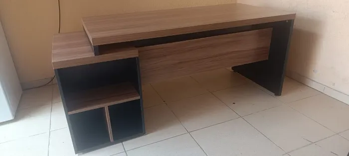 Mesa de Diretor Gebb Work Grande c/ 3 Gavetas - 2 Unidades