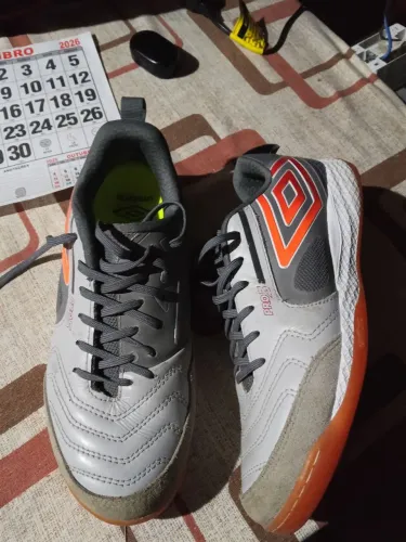Vendo chuteira umbro pro5