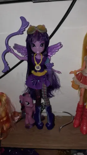 Vendo twilight sparkle jogos da amizade
