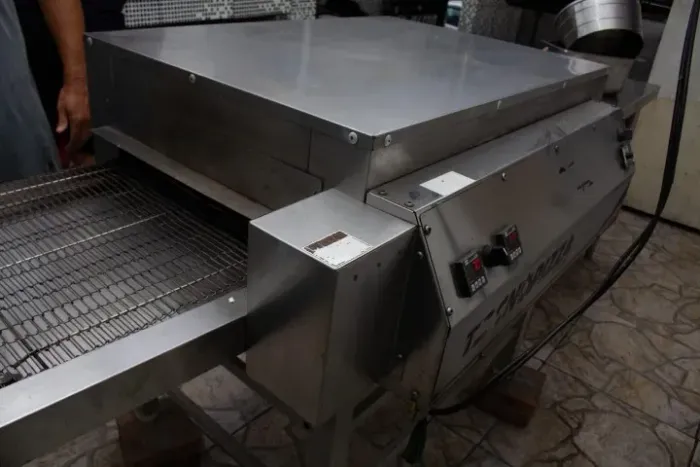 PIZZARIA COMPLETA (Equipamentos SEMI NOVOS)