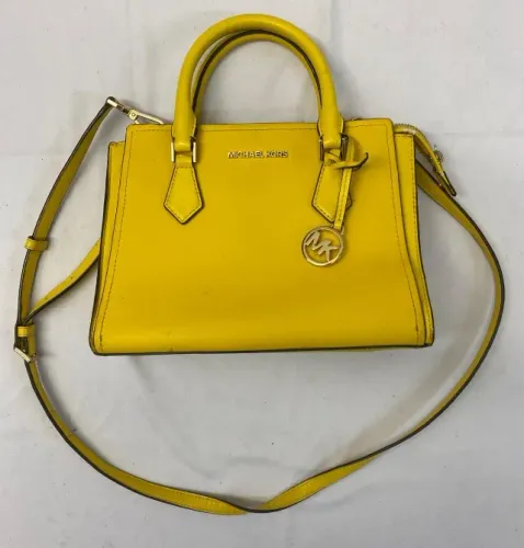 BOLSA MICHAEL KORS AMARELA