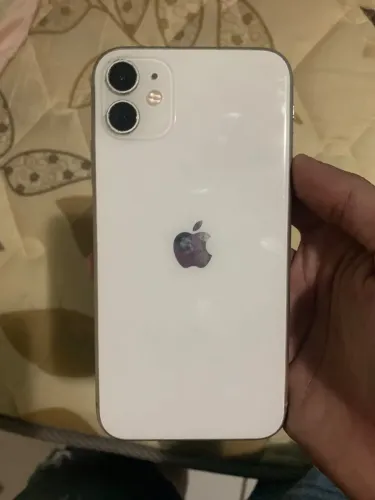 iPhone 11 usado