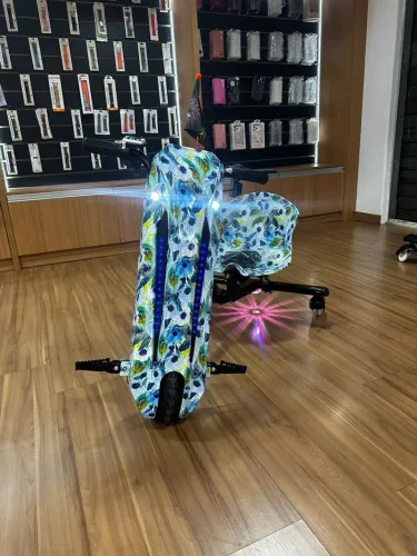 Triciclo Drift Elétrico 250w 3Rodas Com NT 15Km/h Azul claro 