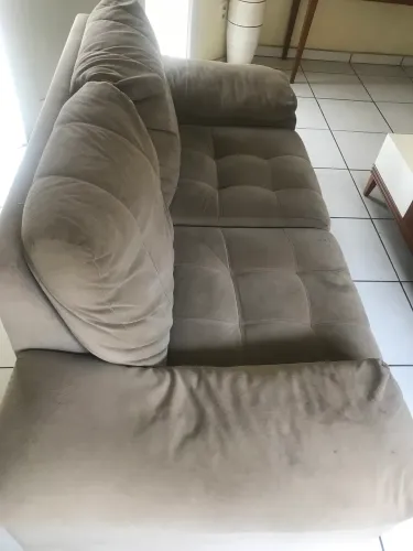 Sofá 2 lugares 