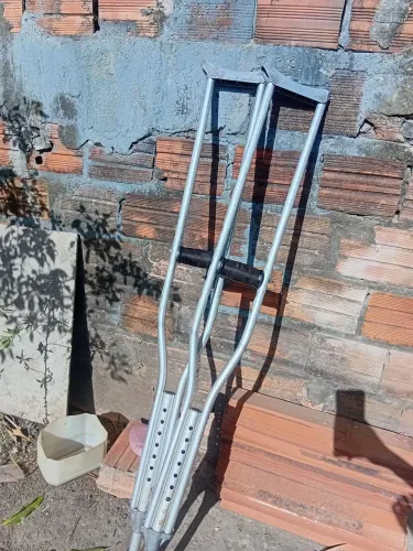 Moleta n em perfeito estado mas está ótima
