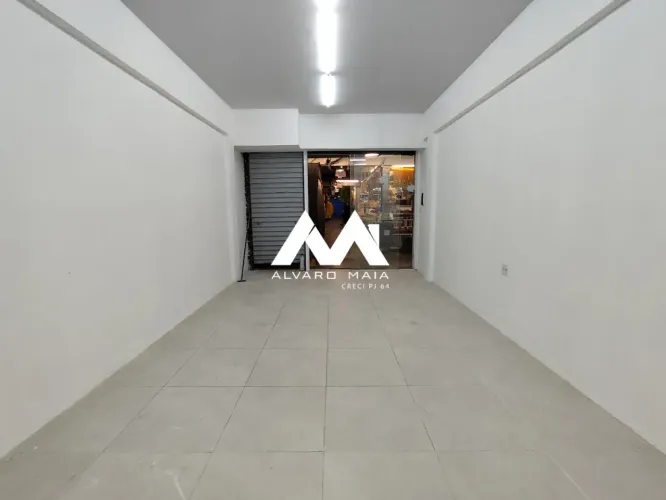 Loja de 29m² para locação na Feira dos Produtores!