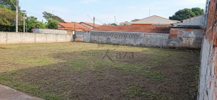 Oportunidade - Terreno - Bosque dos Eucaliptos - 309,06m².