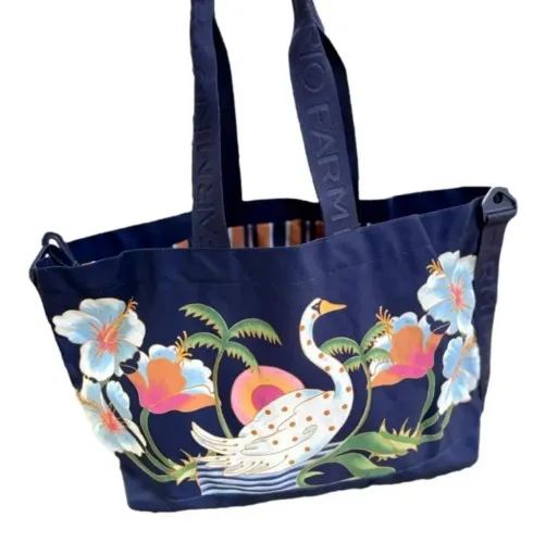 Vendo bolsa farm original semi nova