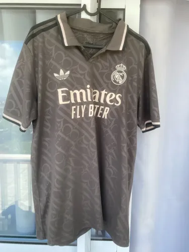Vendo camisa Real Madrid Oficial