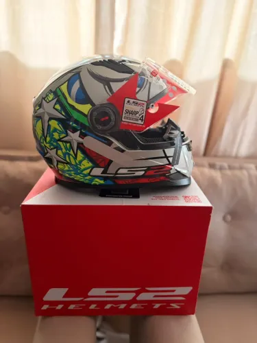 Capacete ls2