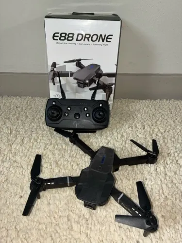 Drone E88