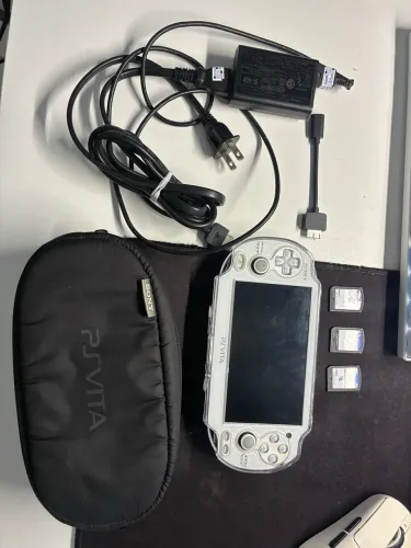 PS VITA BRANCO DESBLOQUEADO 