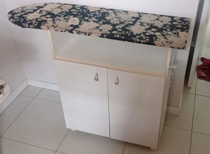 Mesa de passar roupa