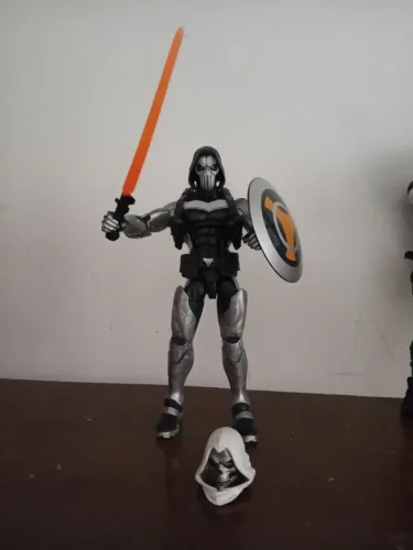 TASKMASTER - MARVEL LEGENDS