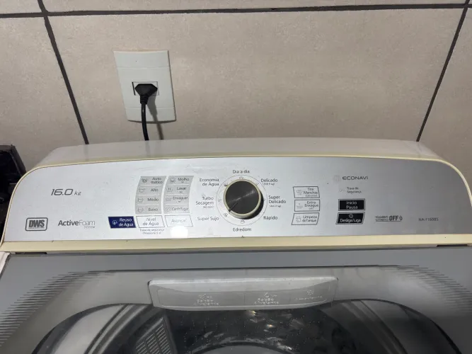 Máquina de lavar Panasonic 16kg NA-F160B5