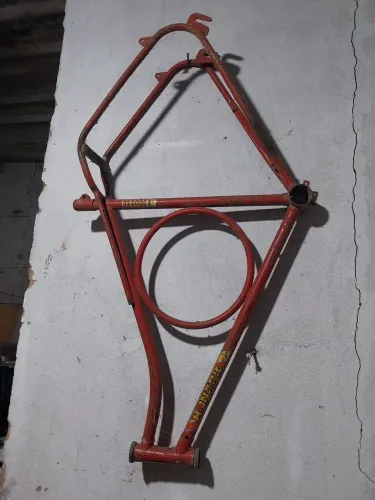 QUADRO MONARK ANO 82 ORIGINAL COM CHAPINHA CROMADA, DETALHE DA BARRA CIRCULAR//5 ESTRELAS