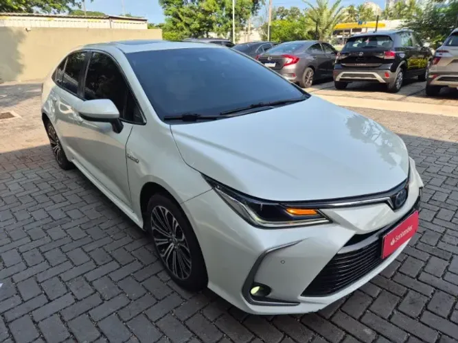 Toyota Corolla Altis Prem. Hybrid 1.8 Flex AUT 2023