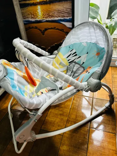 Cadeirinha de Descanso para Bebê Dican (Balanço Manual)