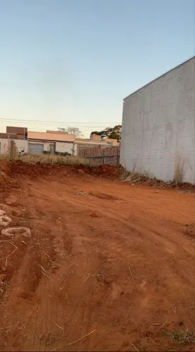 Vendo ágio de lote aceito caminhão pequeno