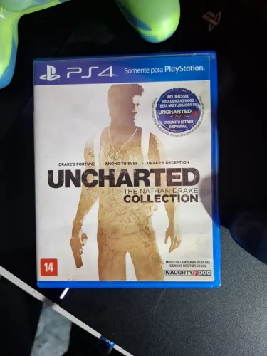 Jogo do PS4 - UNCHARTED 123( em um CD) e o 4