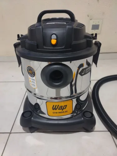 Aspirador Pó e Água WAP GTW Inox 20 com Soprador 1600W 160Mbar 20 Litros