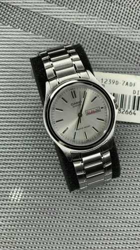 Relógio Casio MTP-1239D-7ADF (Novo na caixa)