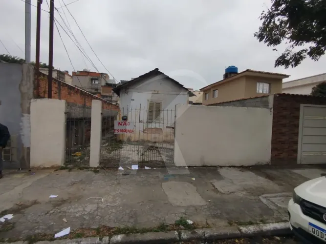 Terreno com 328 m², ideal para Investimento, todo plano no bairro do Parque Peruche.
