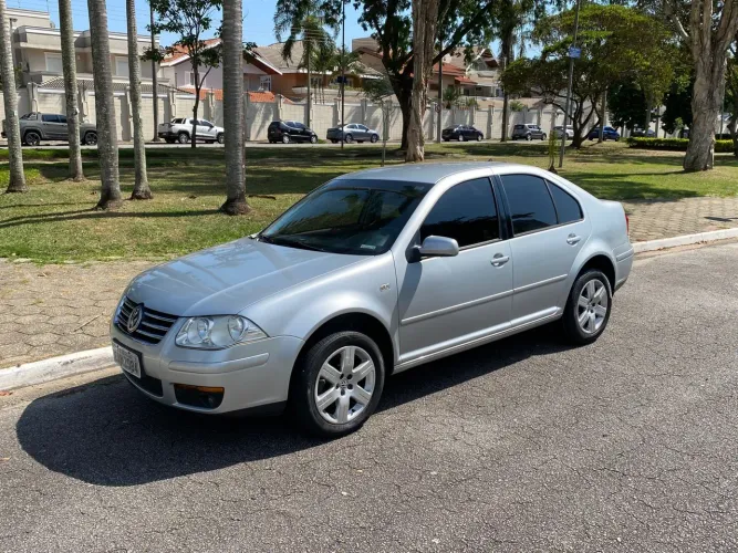 Volkswagen Bora 2.0/ 2.0 Flex 8V Aut. 2008