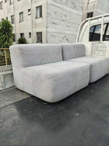 Sofa na caixa modular