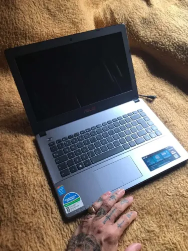 Notebook ASUS X450L Core i5 - Para Peças / Componentes + Carregador