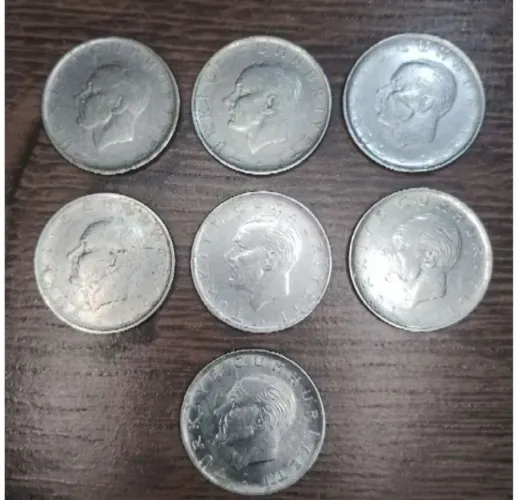 Moedas Turquia, uma de cada ano