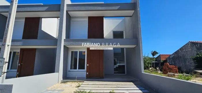 Ótima casa à venda em Rainha do Mar
