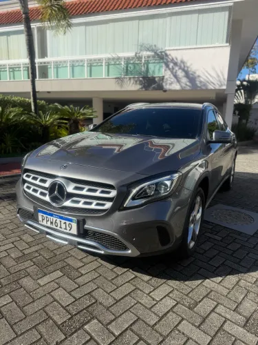 Mercedes-Benz GLA 200 Adv. 1.6/1.6 TB 16V Flex Aut. 2018