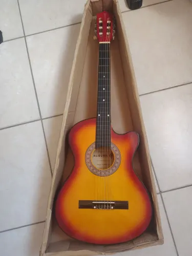 Violão Auburn