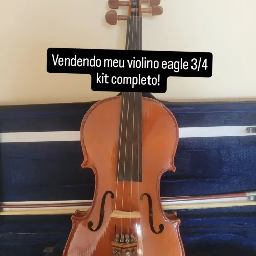Conjunto: Violino Eagle 3/4 ve 431 seminovo + arco + breu+ espaleira + brinde afinadorn