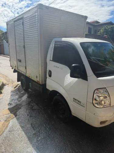 Kia Motors Bongo K-2500 2.5 4X2 TB Diesel 2011