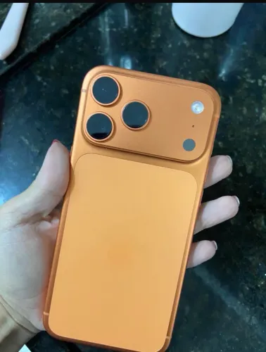 iPhone 17 Pro Max 256gb - R$ 7.200,00 - 100% bateria