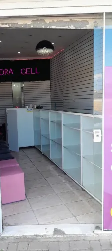 Balcão de vidro modular