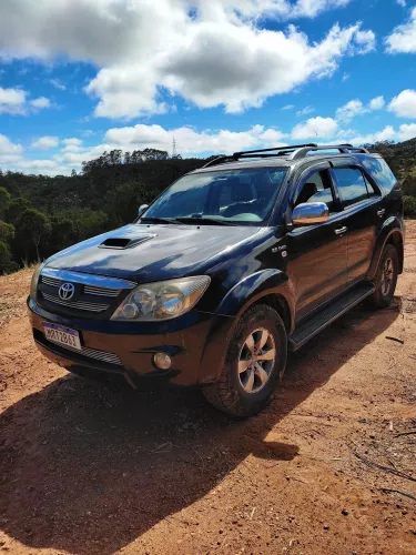 Toyota Hilux SW4 SRV D4-d 4X4 3.0 TDI Dies. AUT 2008