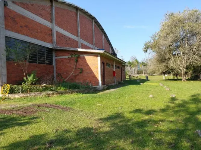 Pavilhão/prédio Comercial - Casa de Pedra - Igrejinha - RS