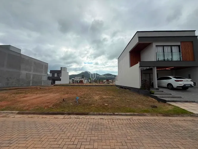 Lote, 150m², Delta Ville, Biguaçu, SC