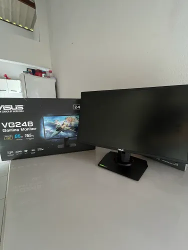 MONITOR GAMER ASUS 24p 165hz (EM ÓTIMO ESTADO DE CONSERVAÇÃO, POUCAS MARCAS DE USO) 