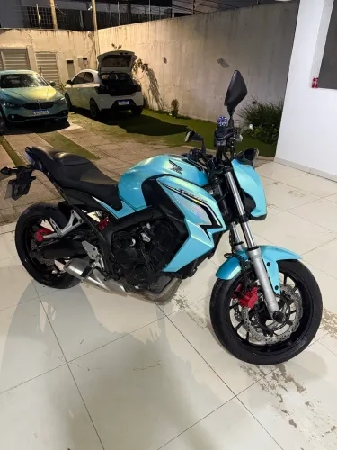 OPORTUNIDADE: Cb650f 2015 apenas 38mil km
