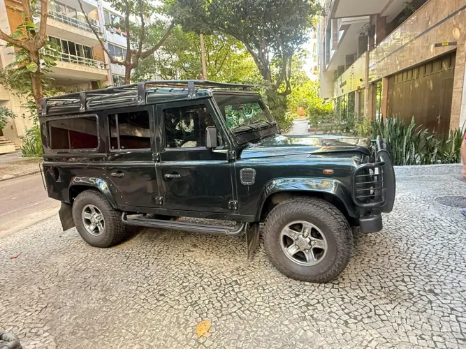 Land Rover Defender 110 TDI SW Diesel 2004