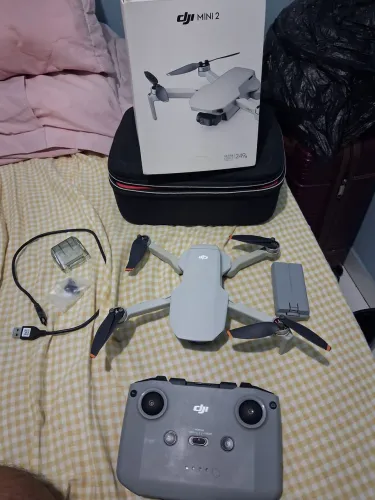 Drone DJI Mini 2 | 2 baterias | Maleta | Caixa | Funcionando
