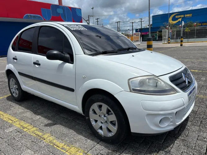 Citroen C3 GLX 1.4/ GLX Sonora 1.4 Flex 8V 5P 2012
