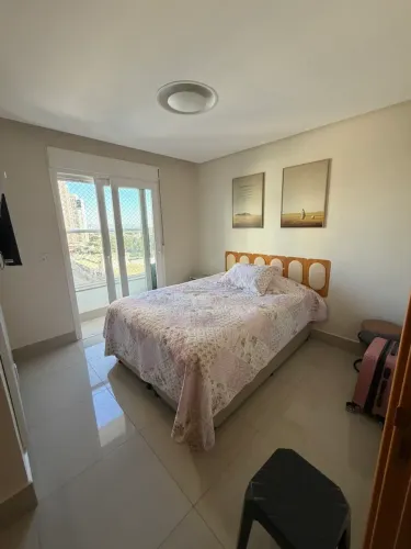 Oportunidade! Apartamento de alto padrão com 4 suítes e elevador privativo no setor Bueno.