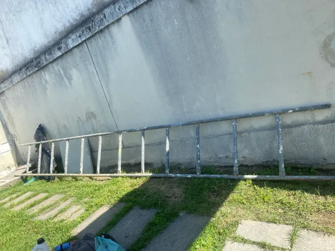 ESCADA DE FERRO DE 6 METROS