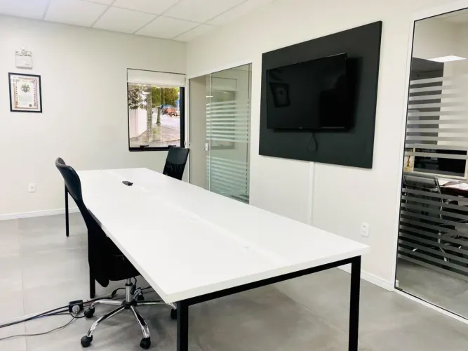 Estações de Trabalho em Coworking para Alugar na Av. La Salle, Xanxerê - SC