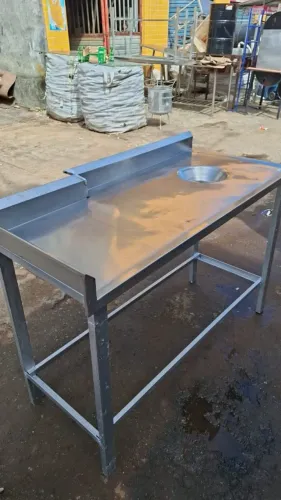Mesa de inox de 1,36mx66cm